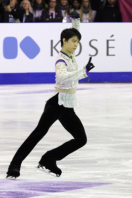 Yuzuru_Hanyu_in_2015-2016_Grand_Prix